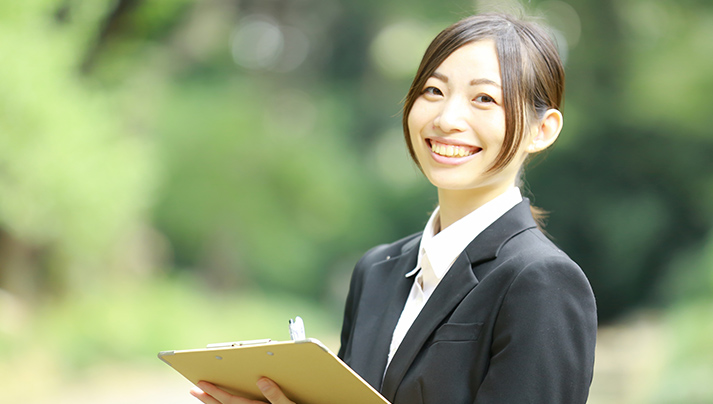 採用情報