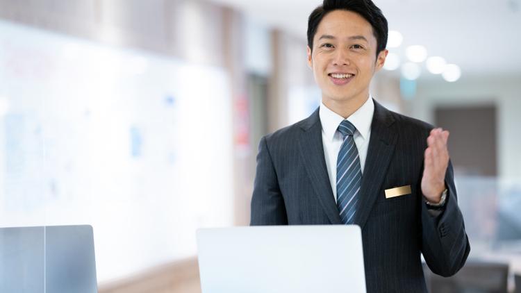 見られて困る内容はメールで送らない