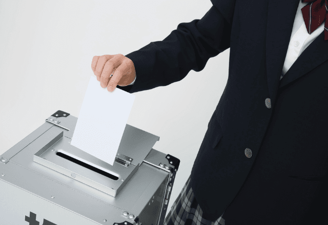 選挙の運営を担う「選挙スタッフ」