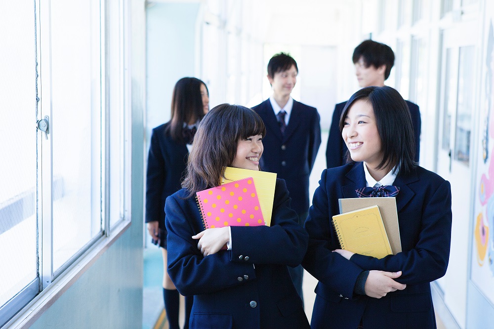 働き方ディクショナリー第40回:学生のスクールライフを支える窓口「学校事務」